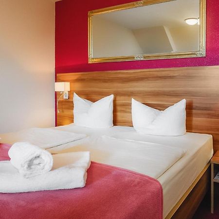 Hotel Mira Mare هايليغنهافن المظهر الخارجي الصورة