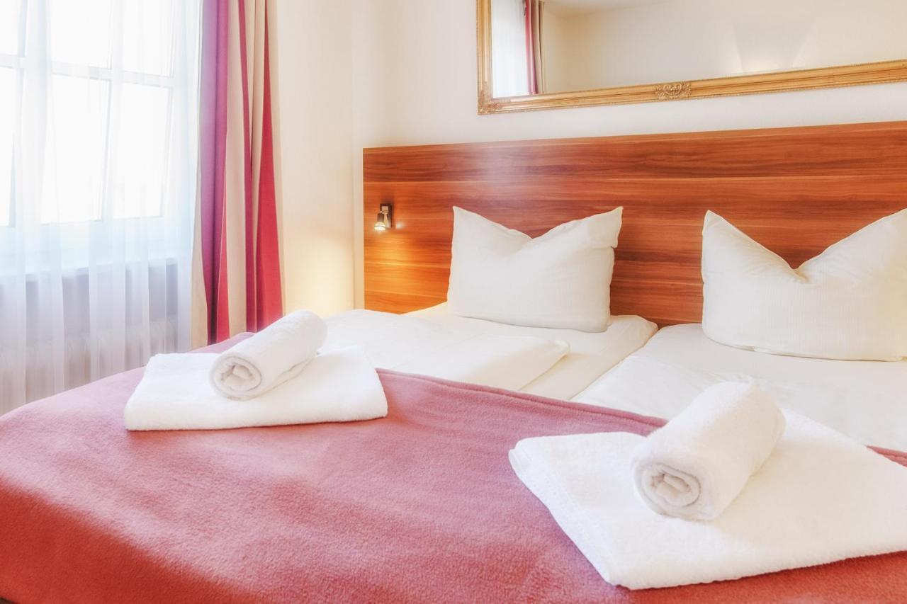 Hotel Mira Mare هايليغنهافن المظهر الخارجي الصورة